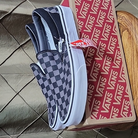 NWT- Vans Unisex ‘Classic’ Checkerboard Slip On - Picture 3 of 7